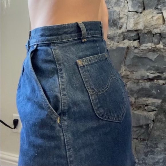 Vintage Lee High waisted Jean skirt size 2 - Picture 4 of 4
